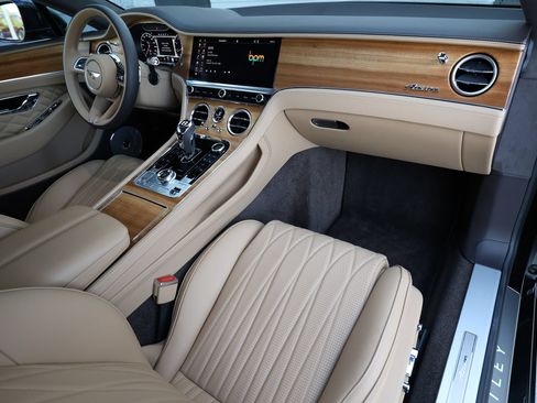 Certified 2024 Bentley Continental GT Azure AWD/4WD image 2