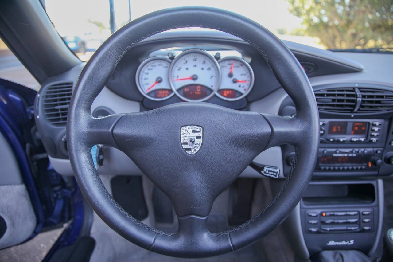 Used 2000 Porsche Boxster S RWD image 32