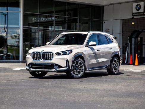 New 2026 BMW X1 xDrive28i w/ Technology Package image 1