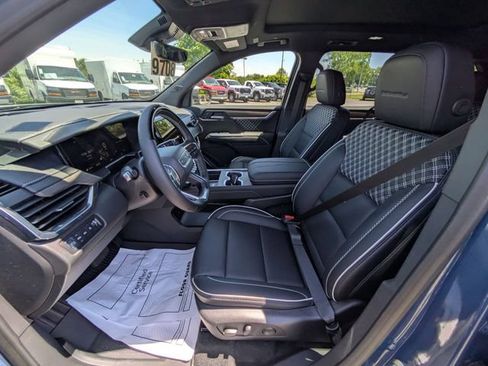 New 2026 GMC Acadia Denali w/ Super Cruise Package AWD/4WD image 25
