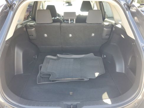 Certified 2022 Toyota RAV4 LE image 9