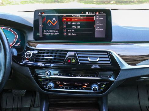 Used 2021 BMW 530i xDrive w/ Premium Package AWD/4WD image 29