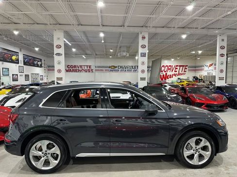 Used 2021 Audi Q5 2.0T Premium Plus w/ Premium Plus Package AWD/4WD image 5