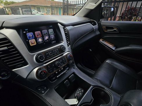 Used 2018 GMC Yukon XL SLT image 11