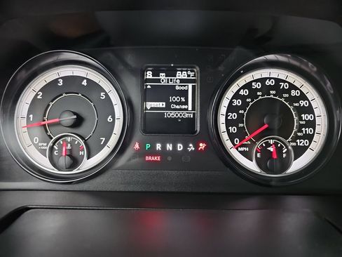 Used 2019 RAM 1500 Classic SLT RWD image 23