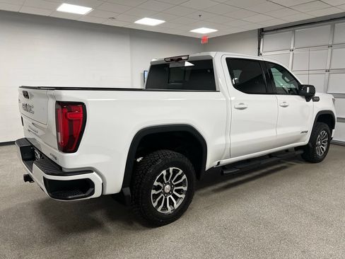 Used 2023 GMC Sierra 1500 AT4 w/ Technology Package AWD/4WD image 14