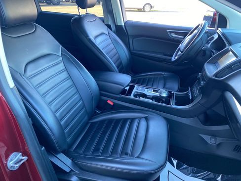 Used 2019 Ford Edge SEL w/ Equipment Group 201A AWD/4WD image 27
