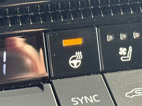 Used 2024 Toyota Land Cruiser image 42