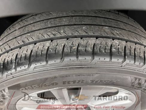 Used 2025 Nissan Pathfinder SV FWD image 23