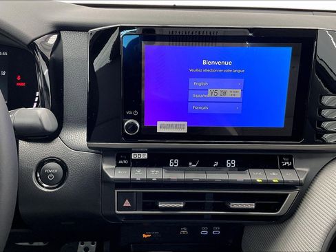 New 2026 Toyota Camry SE image 7