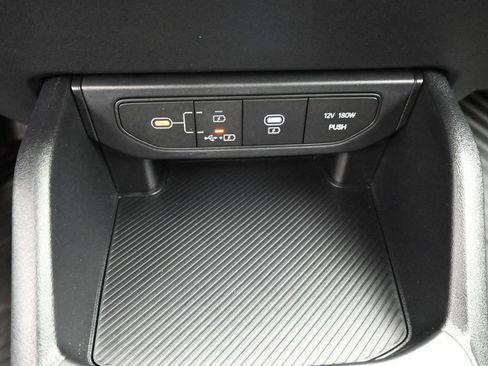 Used 2025 Kia K4 FWD image 20