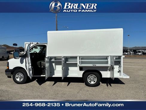 New 2025 Chevrolet Express 3500 w/ Power Convenience Package image 21