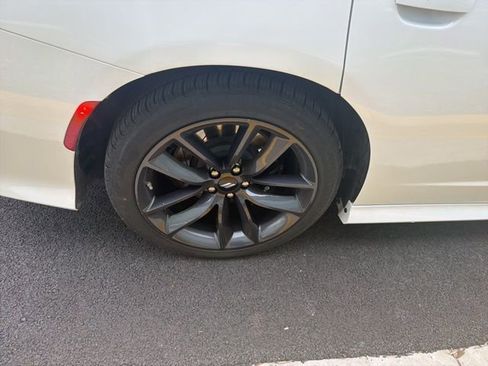 Used 2019 Dodge Charger Scat Pack image 20