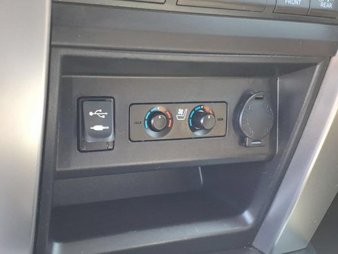 Used 2015 Toyota 4Runner Limited RWD image 14