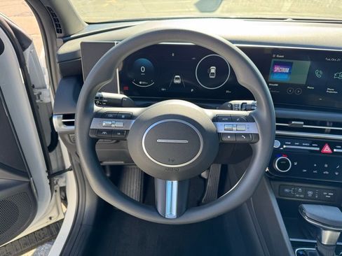 New 2025 Hyundai Santa Cruz SEL image 12