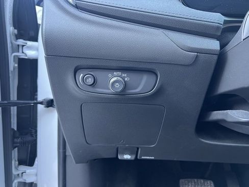 Used 2024 Buick Encore GX Preferred image 21