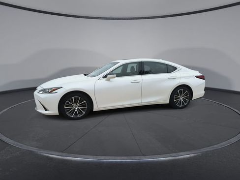 Used 2025 Lexus ES 350 w/ Premium Package image 5