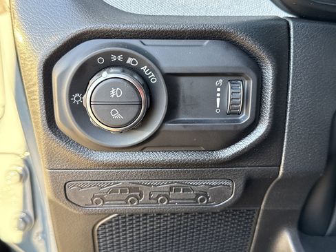 New 2026 Jeep Gladiator Sport image 12