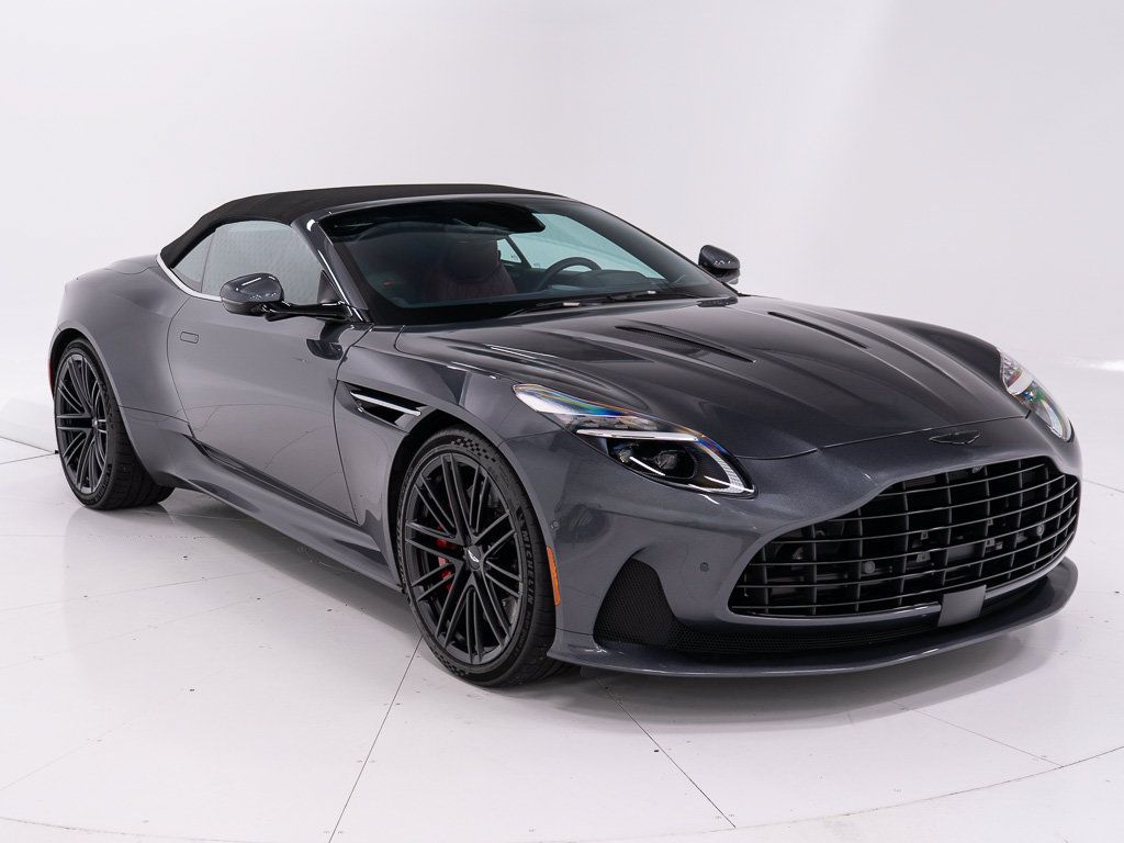 Used 2025 Aston Martin DB12 Convertible RWD image 16