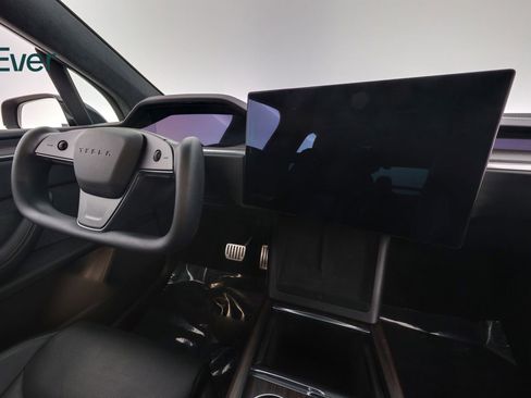 Used 2023 Tesla Model X AWD/4WD image 7