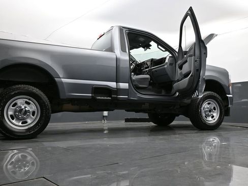 Used 2024 Ford F350 XL w/ XL Chrome Package image 29