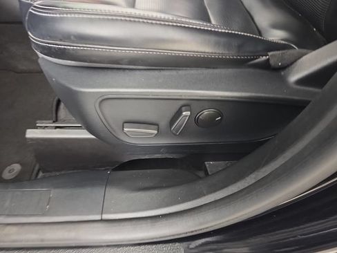 Used 2024 Ford Escape Platinum AWD/4WD image 23