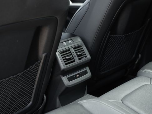 Certified 2025 Audi Q5 Premium w/ Convenience Package AWD/4WD image 25