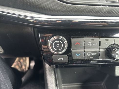 Used 2025 Jeep Compass Trailhawk AWD/4WD image 14