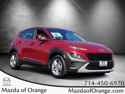 Used 2023 Hyundai Kona SE AWD/4WD image 1