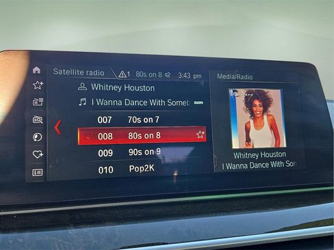 Used 2017 BMW 530i xDrive image 18