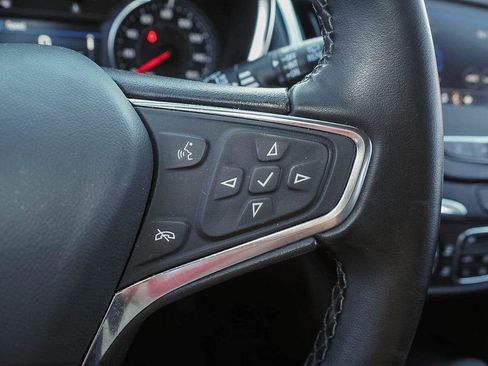 Certified 2024 Chevrolet Equinox LT FWD image 30
