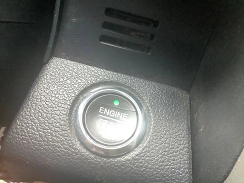 Used 2017 Ford F150 Lariat AWD/4WD image 35