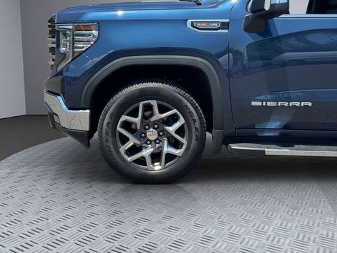 Used 2022 GMC Sierra 1500 SLT w/ SLT Convenience Package AWD/4WD image 28