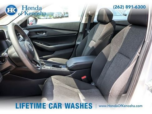 Used 2024 Honda Accord EX image 9