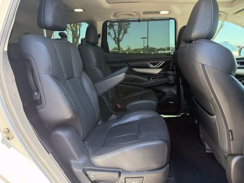 Used 2022 Subaru Ascent Limited w/ Technology Package AWD/4WD image 21