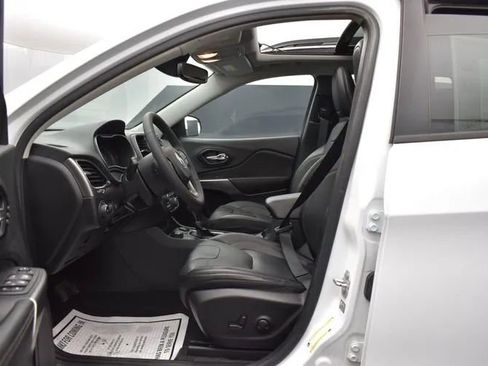 Used 2022 Jeep Cherokee Limited AWD/4WD image 14