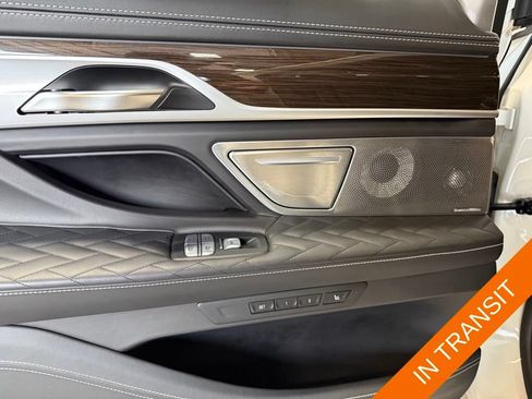 Used 2020 BMW M760i xDrive w/ Luxury Rear Seating Package AWD/4WD image 31