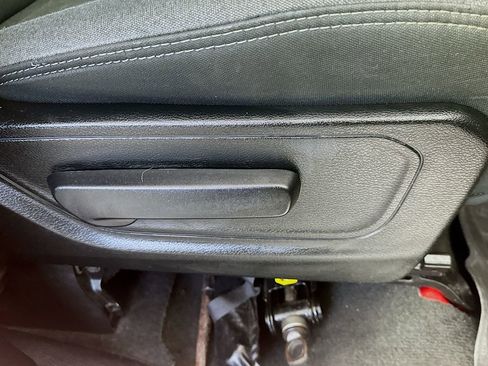 Used 2022 RAM 1500 Big Horn AWD/4WD image 23