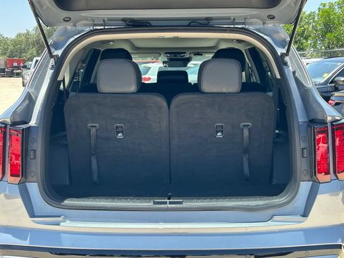 Used 2021 Kia Sorento S w/ Panoramic Sunroof Package FWD image 14