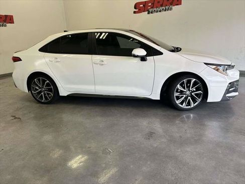 Certified 2022 Toyota Corolla XSE FWD image 2