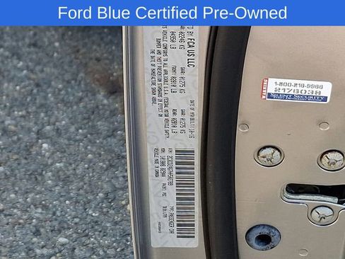 Used 2017 Dodge Challenger SXT w/ Blacktop Package RWD image 27