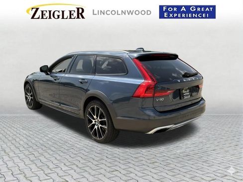 Used 2020 Volvo V90 T6 Cross Country w/ Protection Package AWD/4WD image 4