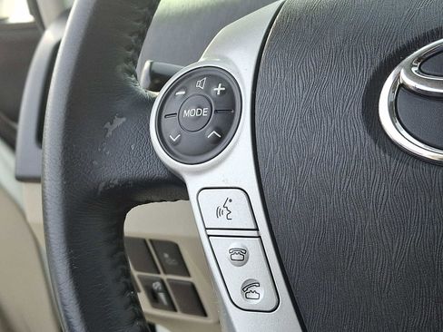 Used 2010 Toyota Prius Five image 24