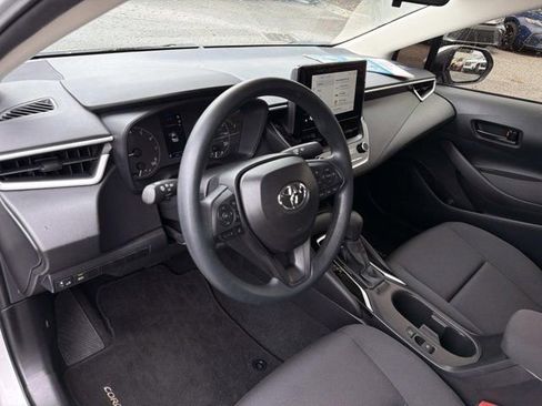 Certified 2025 Toyota Corolla LE FWD image 11