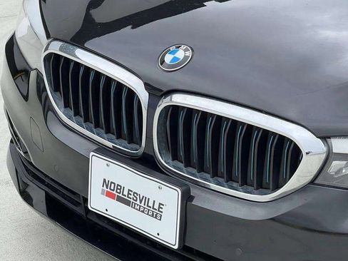 Used 2018 BMW 530e xDrive image 31