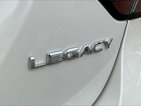 Used 2025 Subaru Legacy Premium image 9