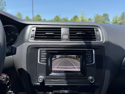 Used 2017 Volkswagen Jetta S FWD image 23