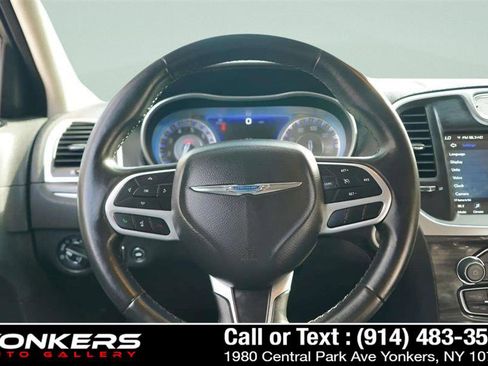 Used 2021 Chrysler 300 Touring L image 56