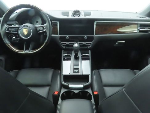 Used 2022 Porsche Macan S image 13