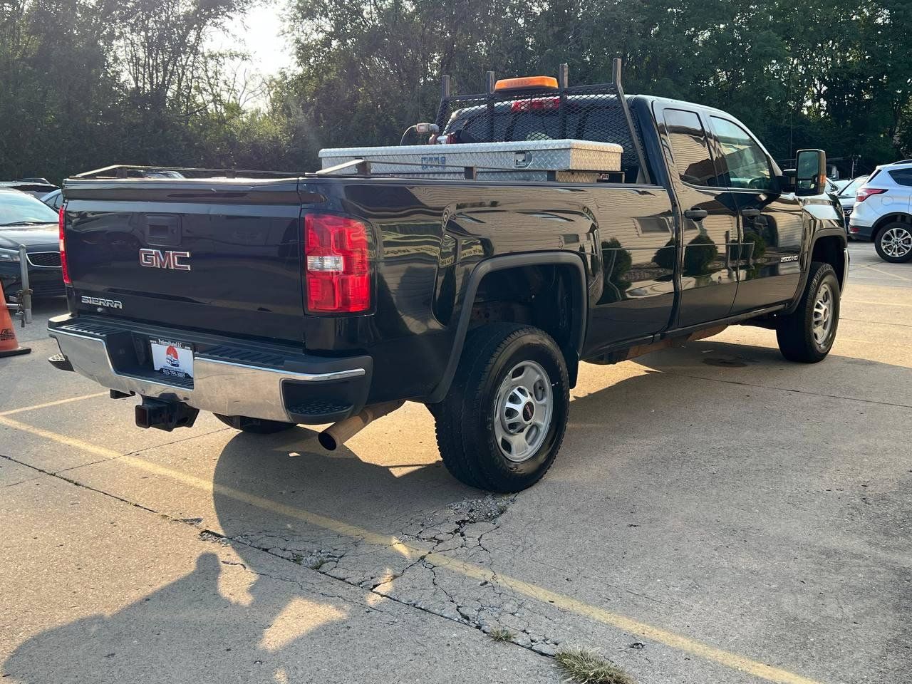 Used 2019 GMC Sierra 2500 4x4 Double Cab w/ Sierra Convenience Package image 4